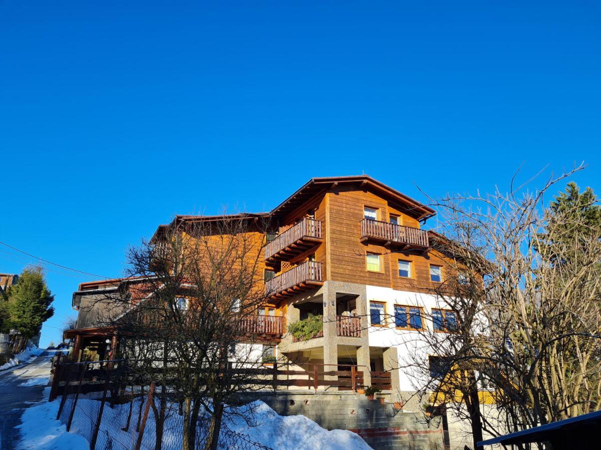Penzion Mala Fatra U Durka 日利纳 外观 照片